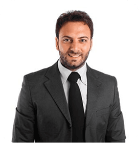 اسم الخبير 1
